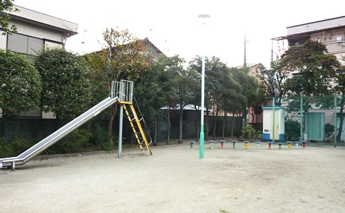 鹿骨東児童遊園の写真