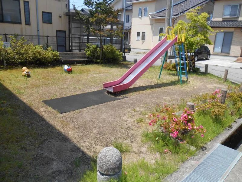 金市東小公園の写真