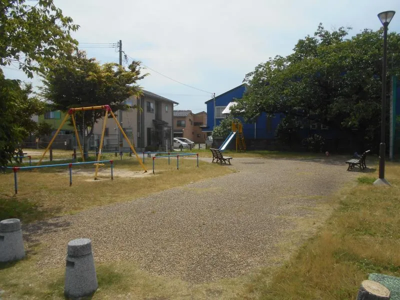 金石西児童公園の写真