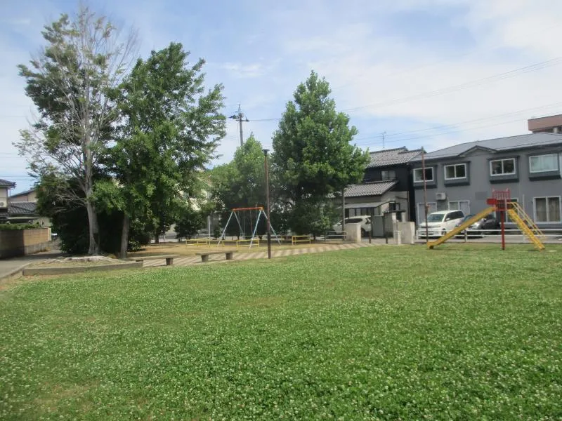 太郎田町児童公園の写真
