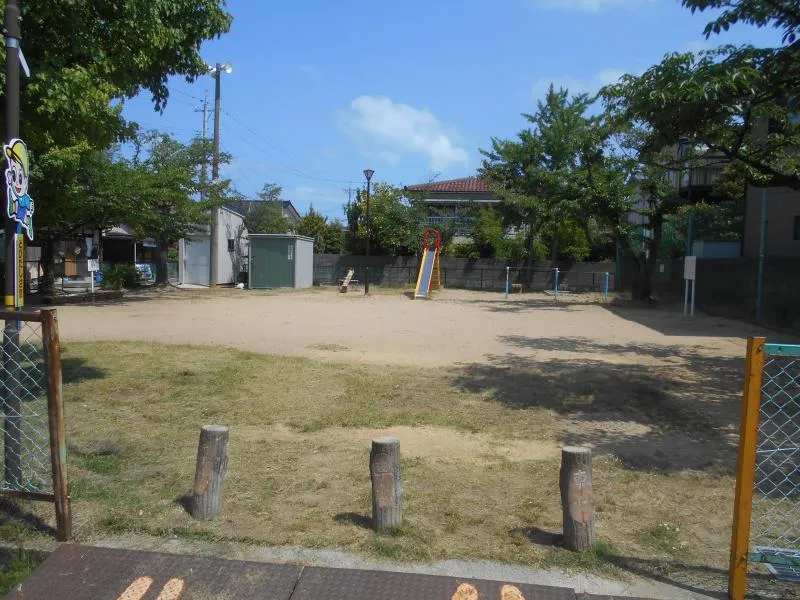 問屋住宅団地公園の写真