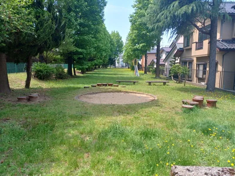 光が丘２丁目児童公園の写真