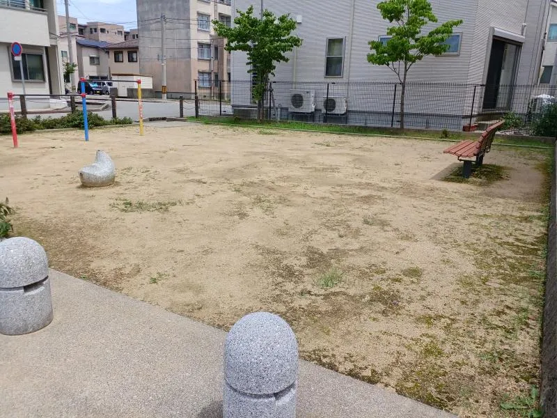 平和町２丁目西小公園の写真
