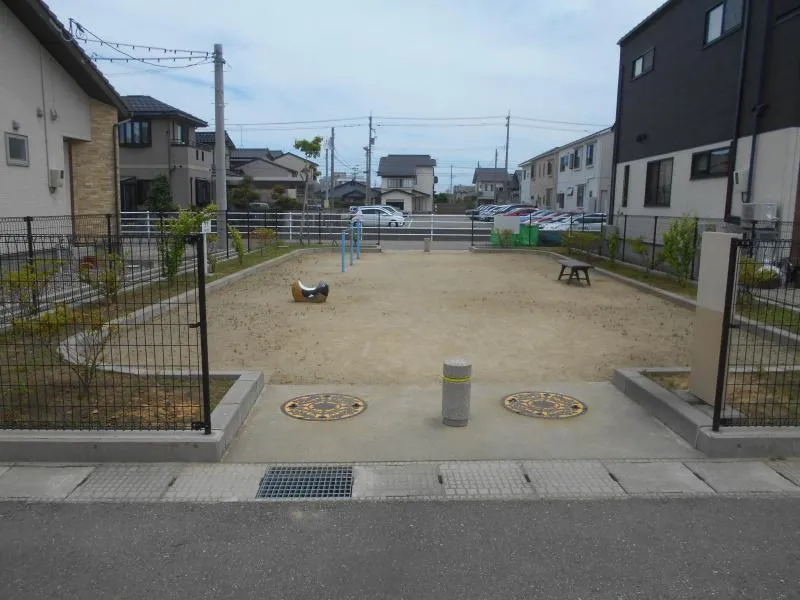 金石本町小公園の写真