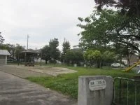 鶴巻一丁目西公園の写真