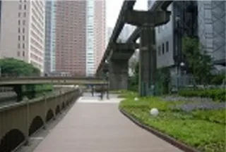 新芝北運河沿緑地の写真